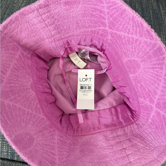 Textured Pink Bucket Hat - Picture 3 of 4